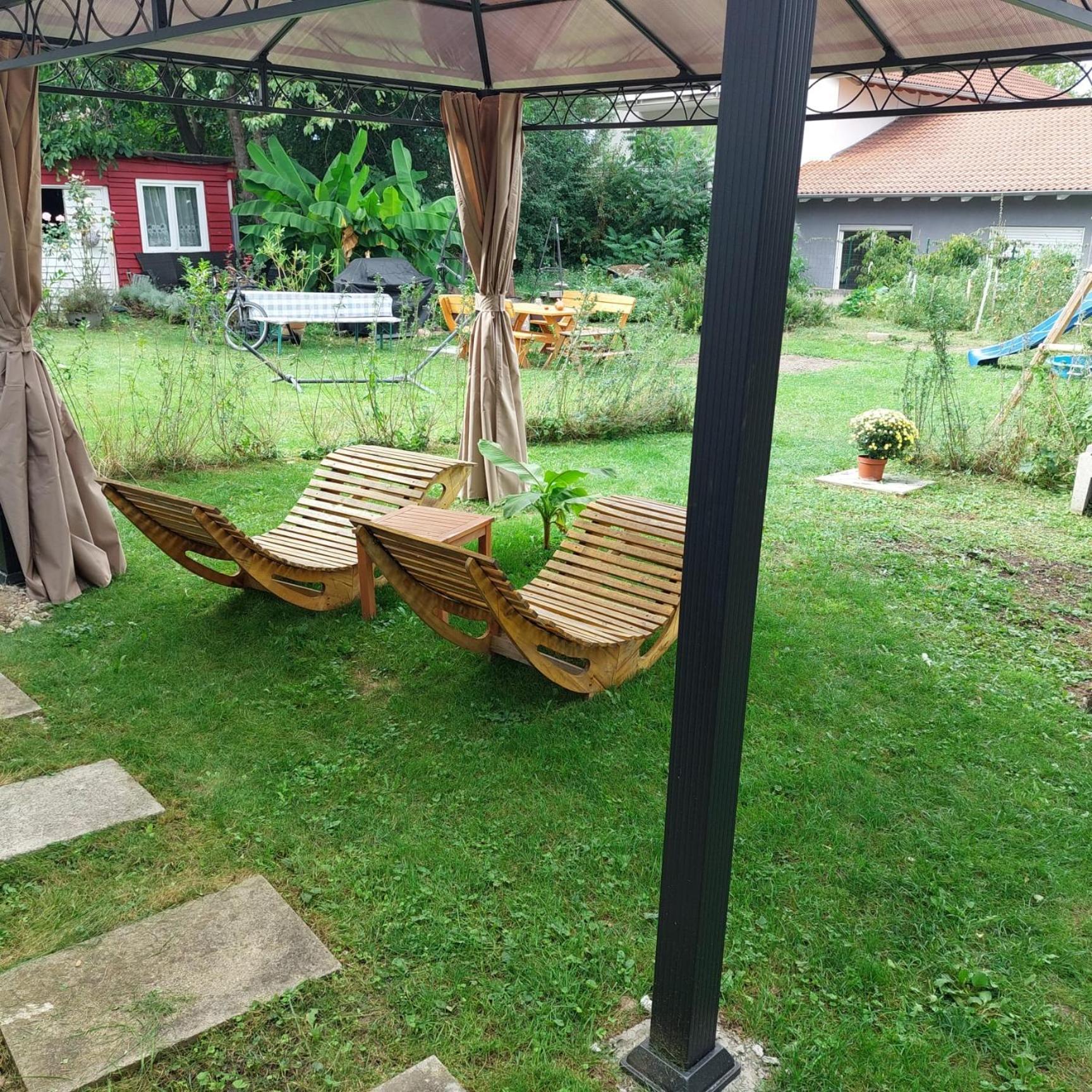 Lehmann Apartment *